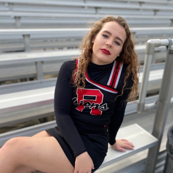 Meet your Posher, Annie - Picture 1 of 1